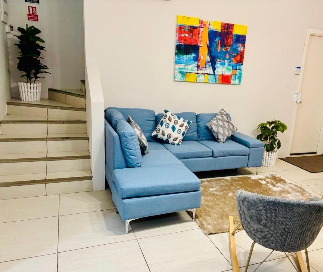 Stunning 3-Bedroom Apartment With Private Rooftop Terrace & Gorgeous Pool Flic en Flac Luaran gambar